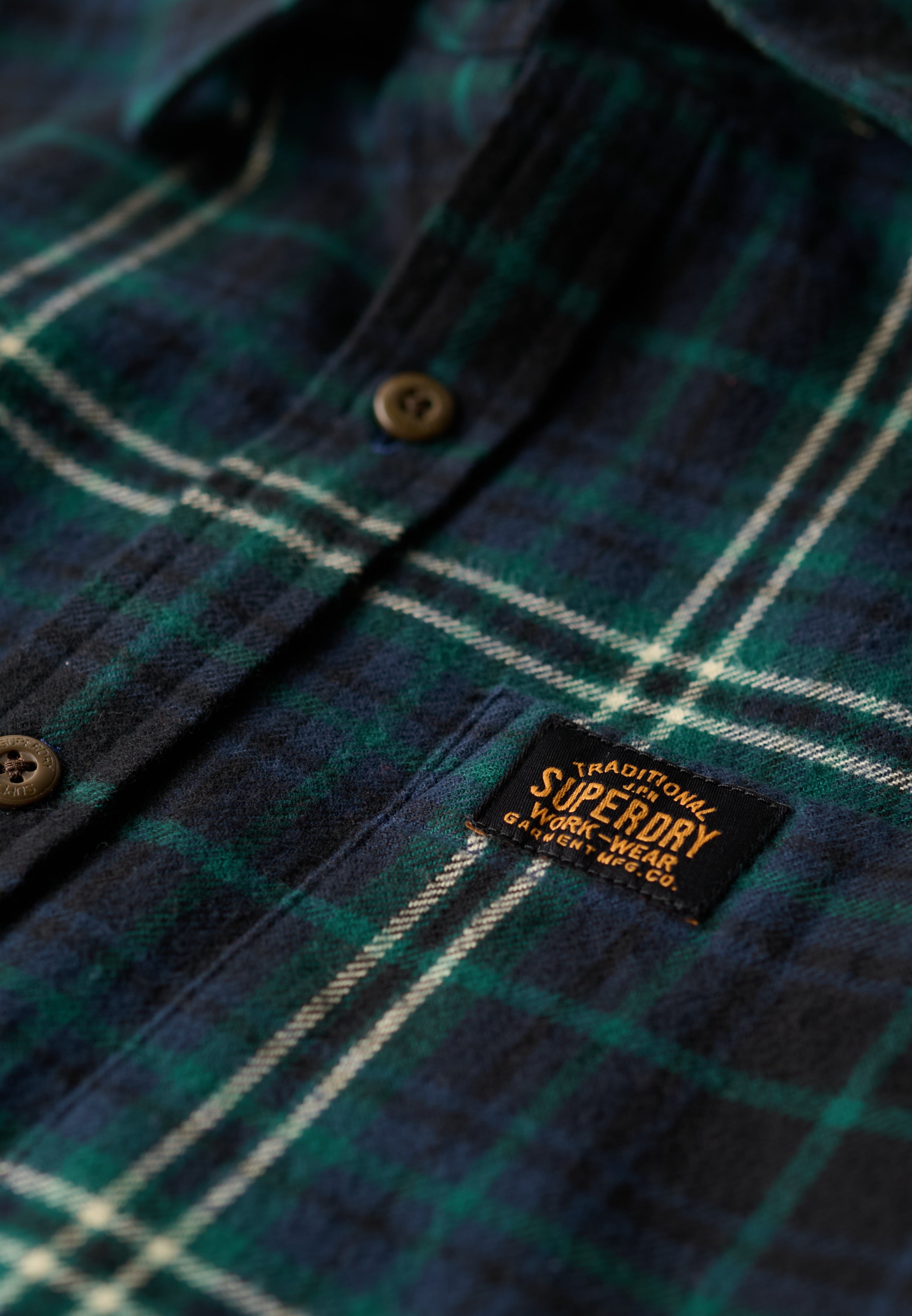 قميص قطني بأكمام طويلة بنمط حطاب