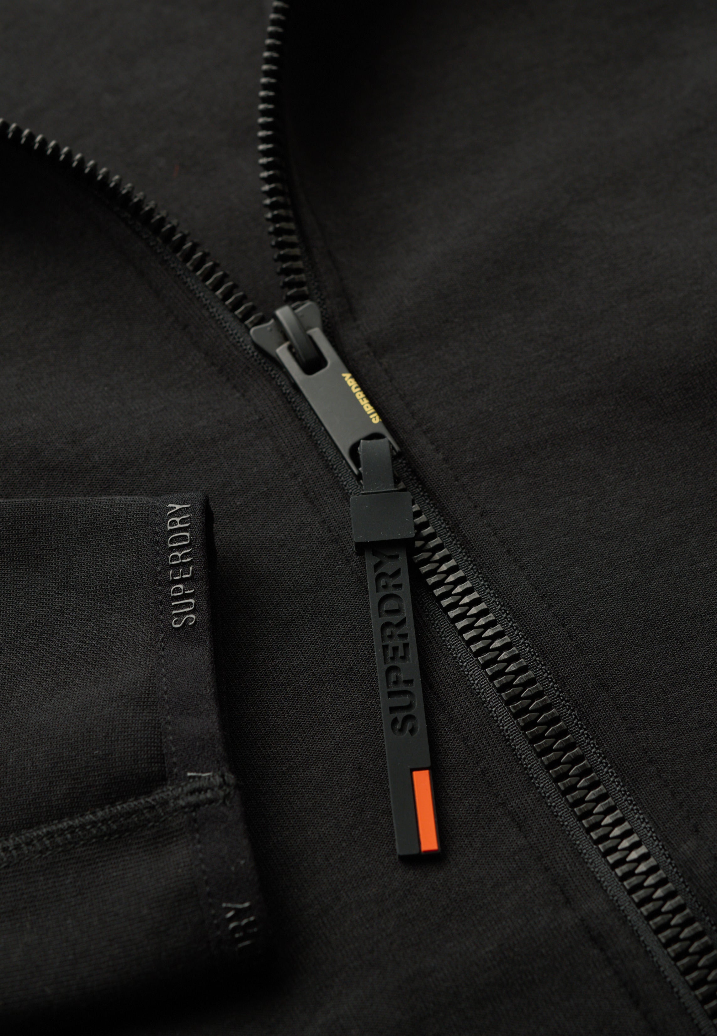 Tech Logo Loose Track Top