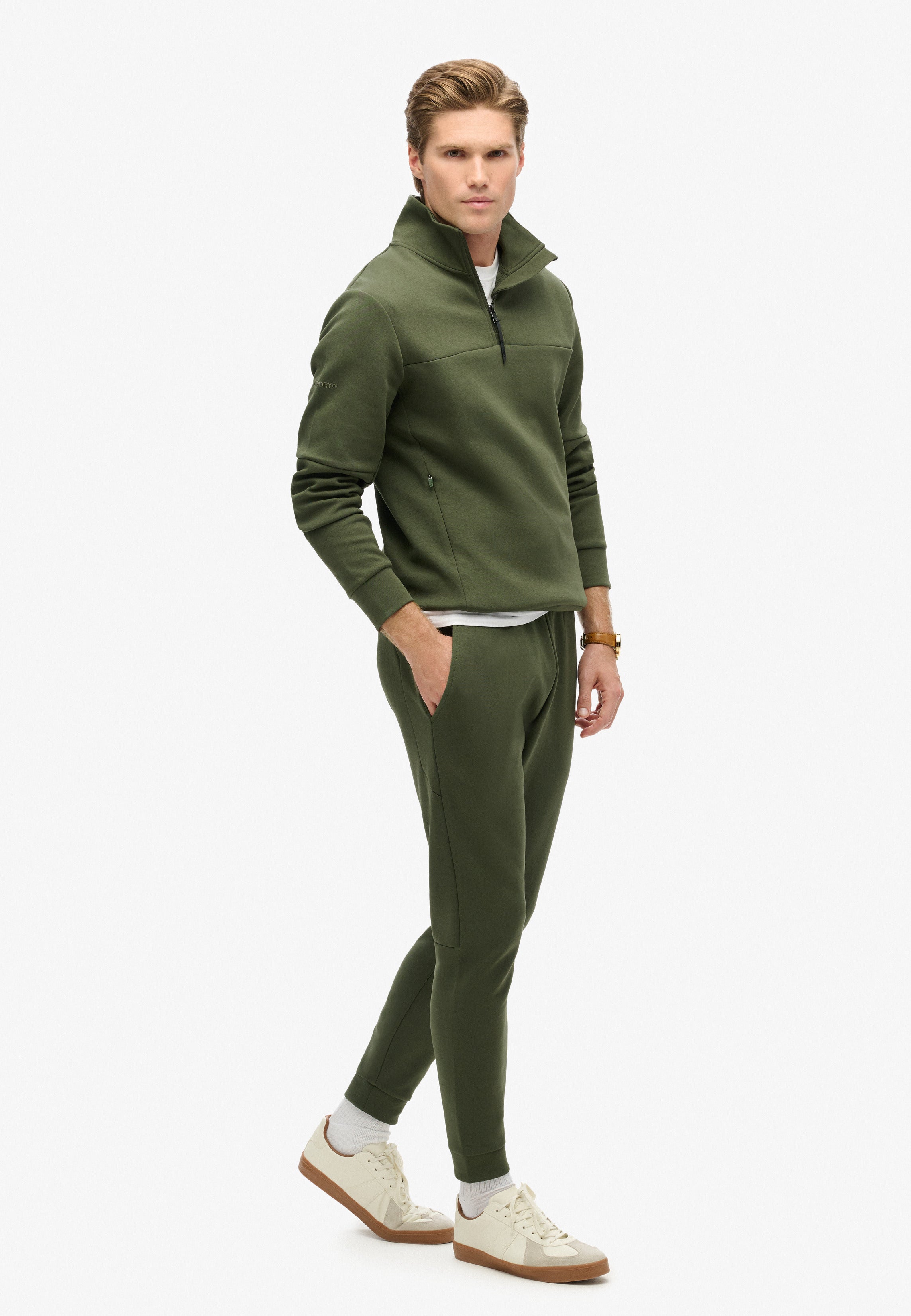 Tech Tapered Jogger
