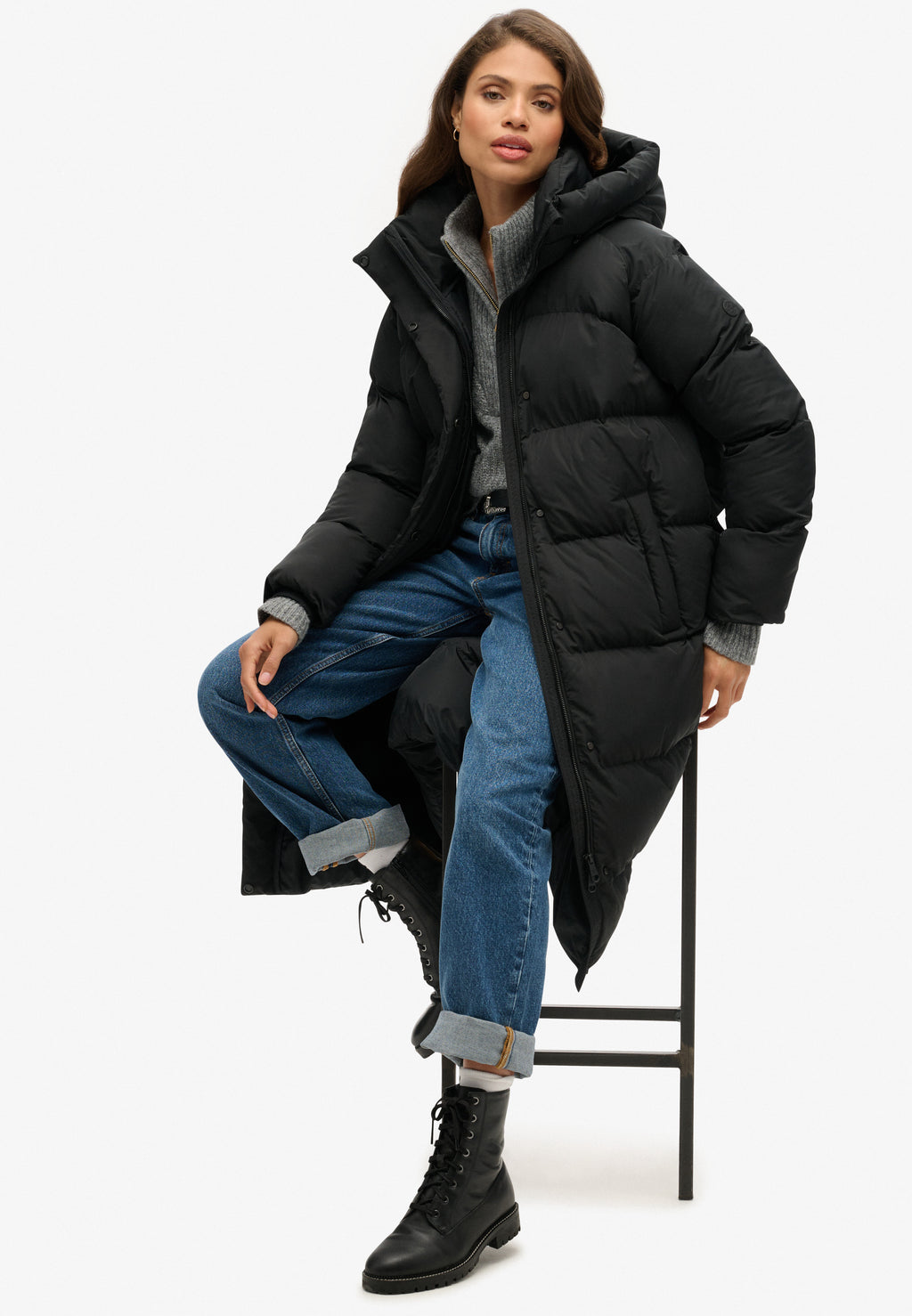 معطف طويل بغطاء للرأس