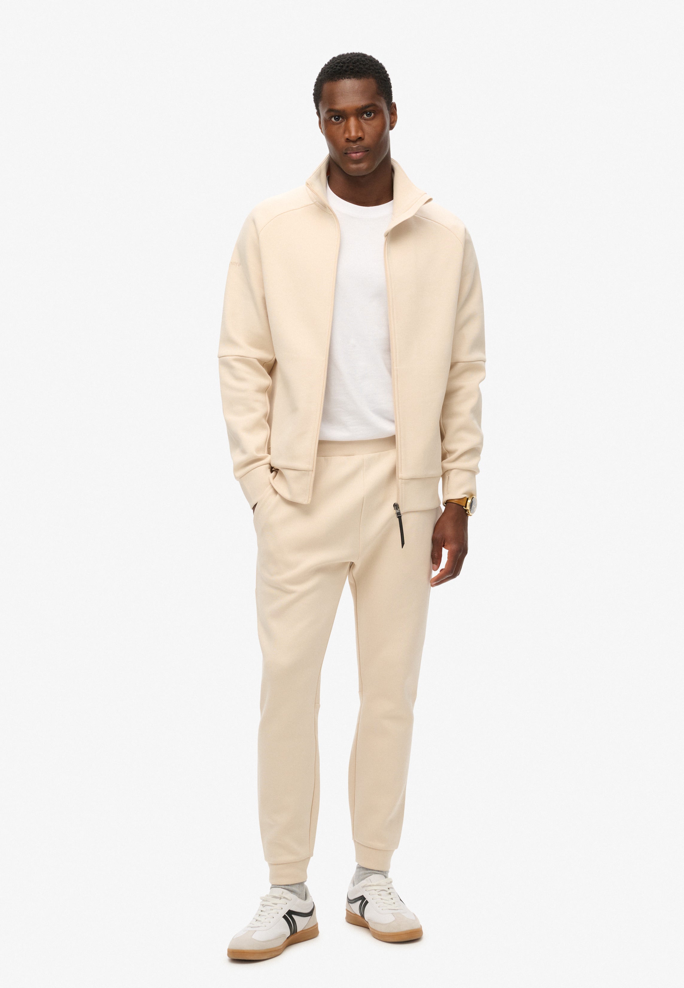 Tech Tapered Jogger