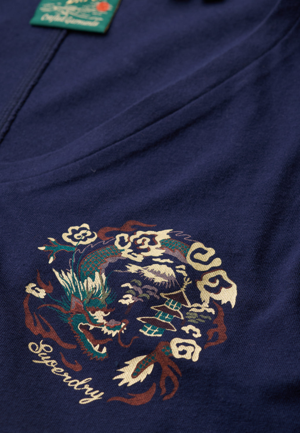 Suika Metallic Relaxed V-Neck T-Shirt