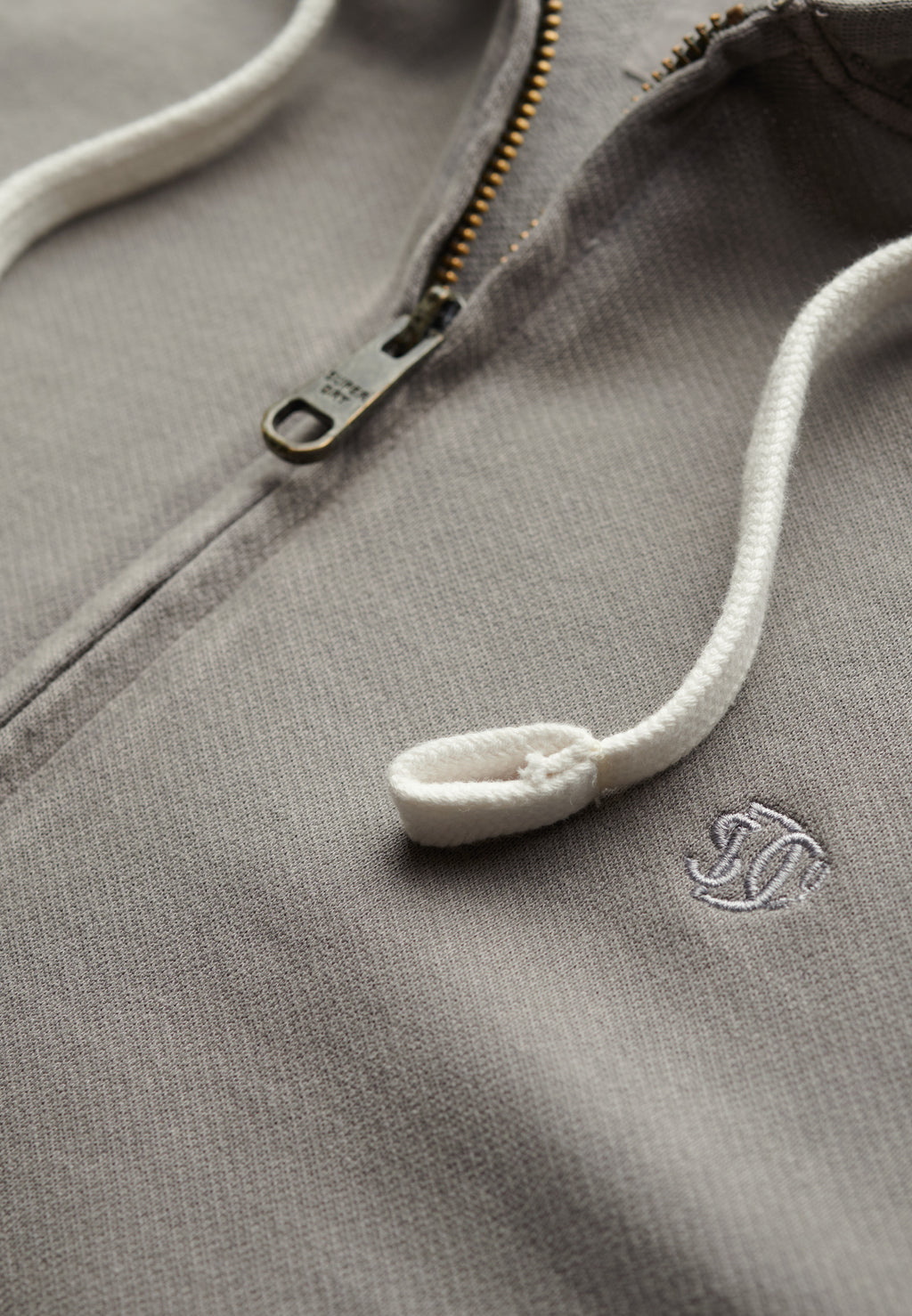 Classic Essential Zip Hoodie