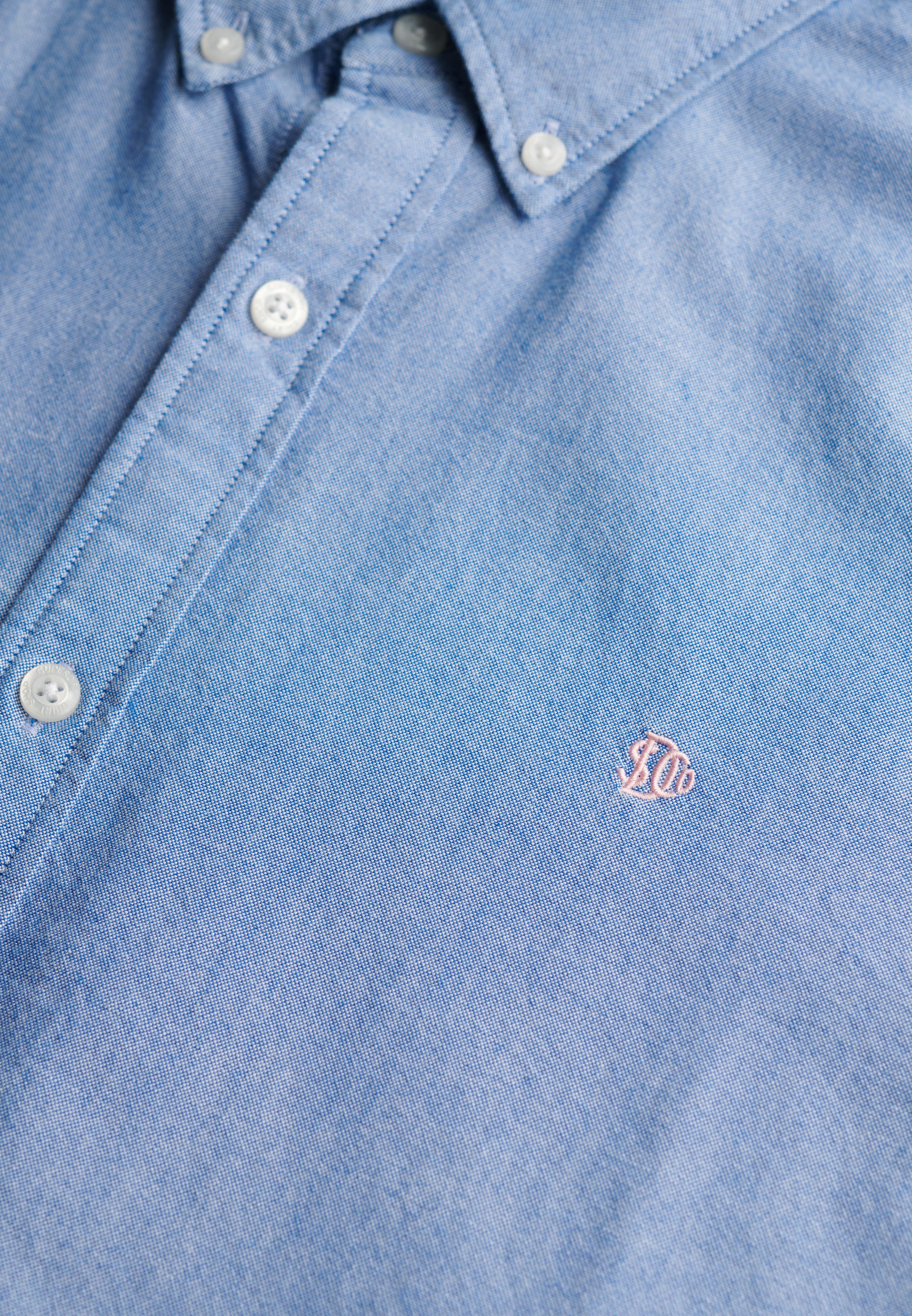 قميص أكسفورد كلاسيكي بأكمام طويلة