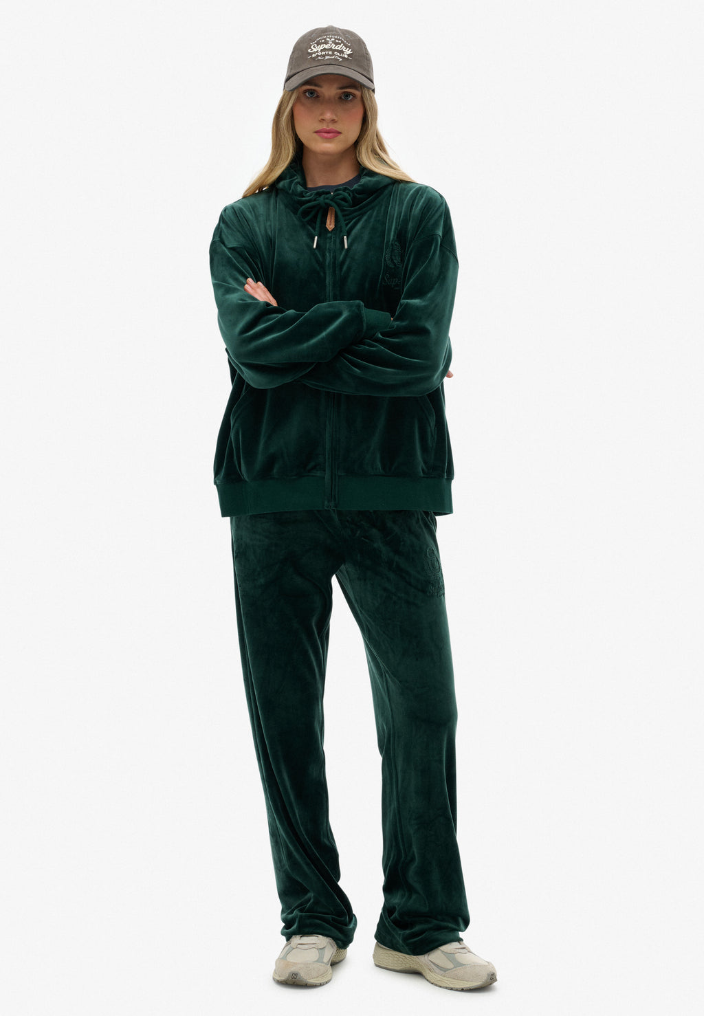 هودي مخملي بسحاب من كانتري كلوب