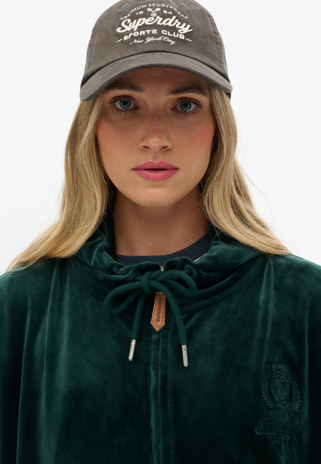 هودي مخملي بسحاب من كانتري كلوب