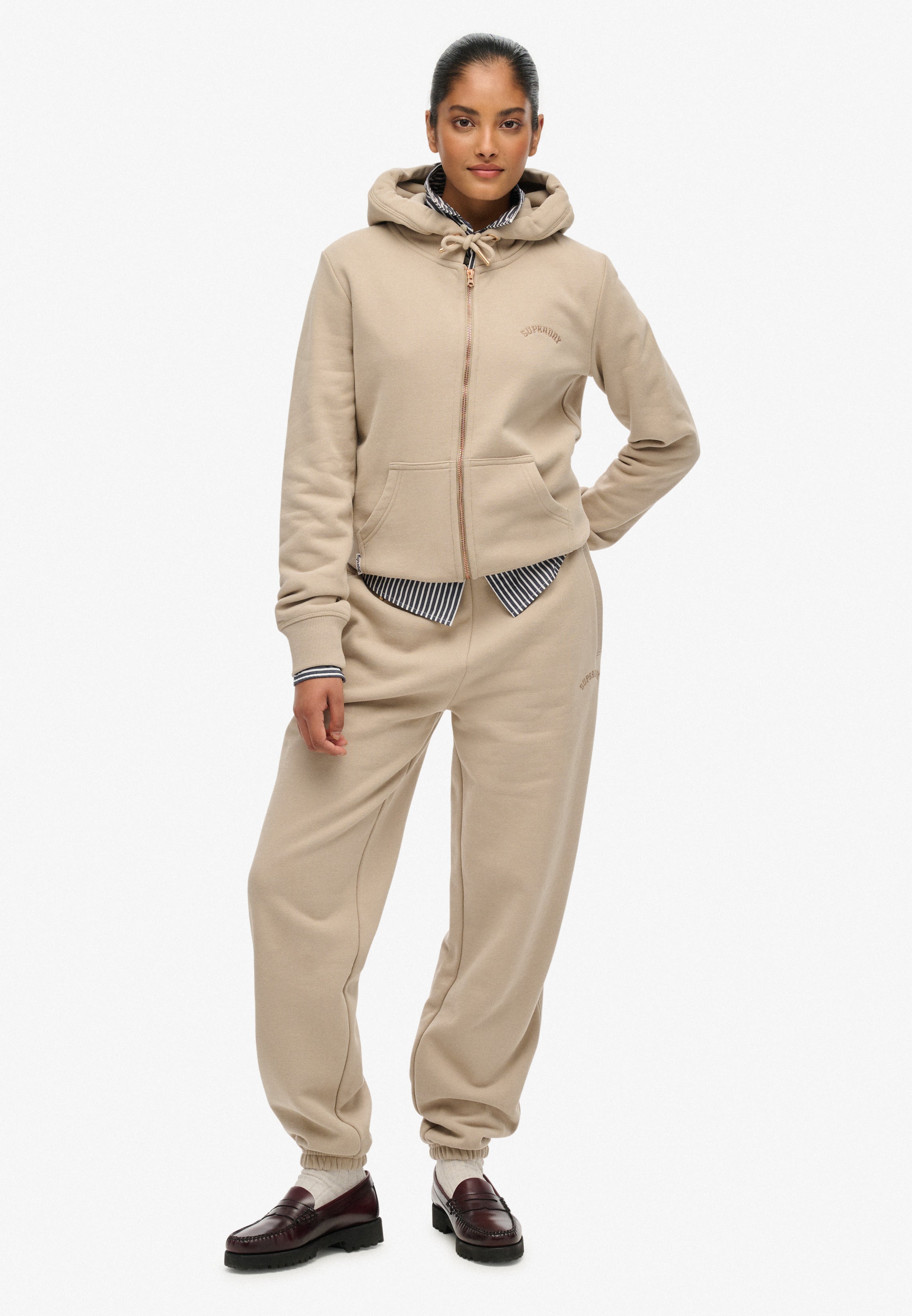 Essential Logo Joggers