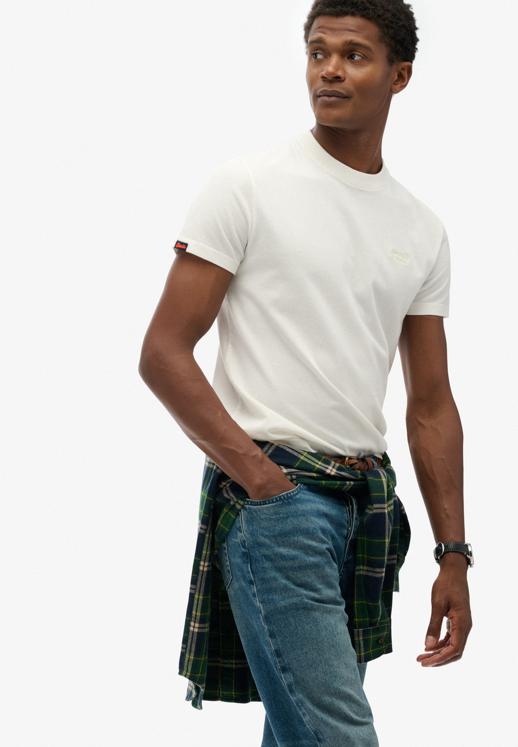 Essential Logo T-Shirt