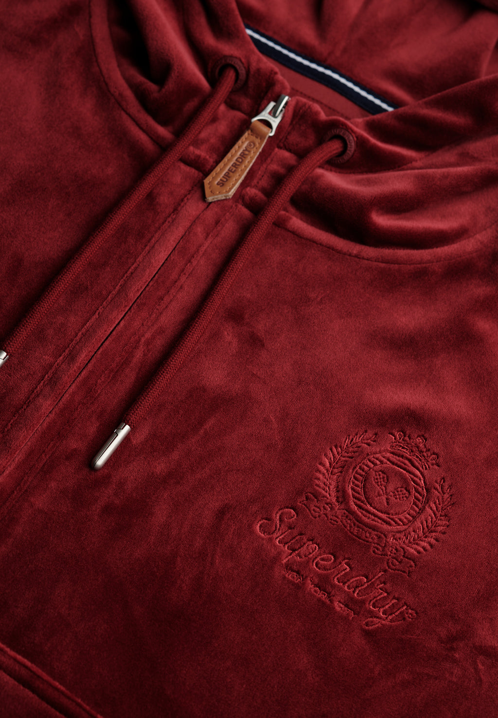 هودي مخملي بسحاب من كانتري كلوب